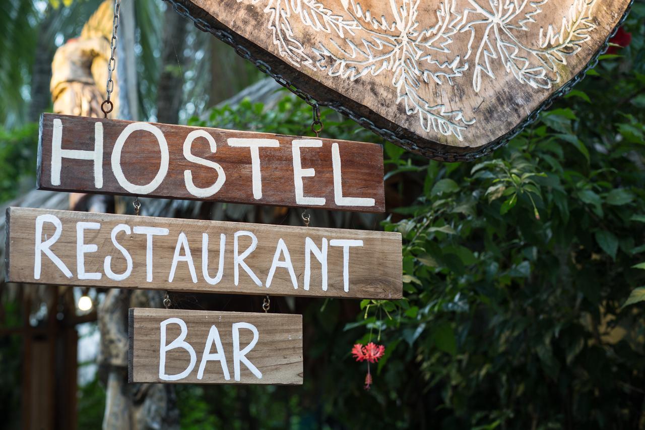 Playa 506 Beachfront Hostel Puerto Viejo de Talamanca Экстерьер фото