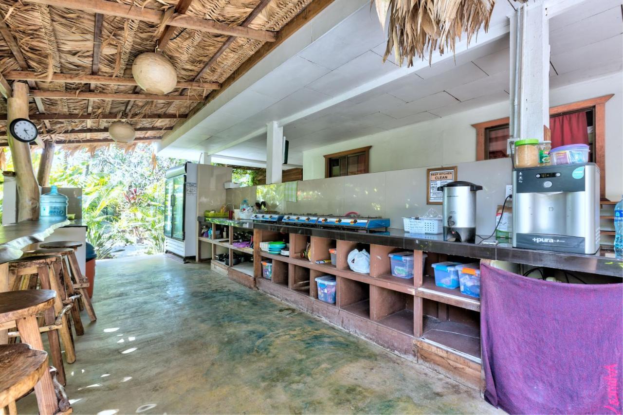 Playa 506 Beachfront Hostel Puerto Viejo de Talamanca Экстерьер фото